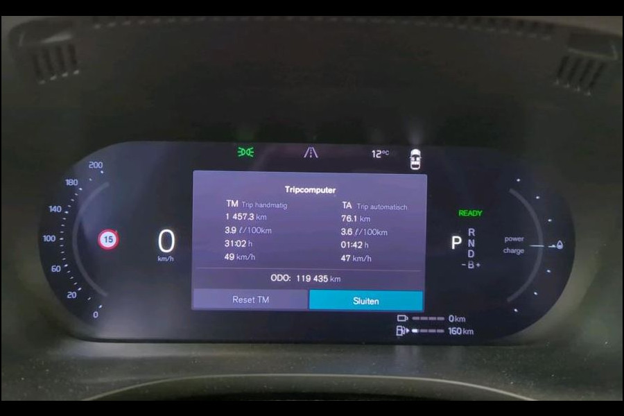 Volvo XC60 2.0 T6 Plug-in LongRange AWD Ultimate Dark / NL Auto / Panoramadak / Trekhaak / Leder-sport / Pdc+Camera / Stoel-Stuurverwarming /
