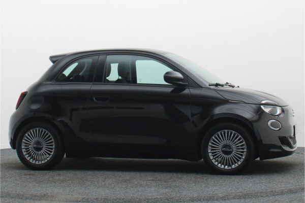Fiat 500E Icon 42 kWh SOH 96,4%, Virtual Cockpit, Apple Carplay, Cruise, Rijstrooksensor, DAB, LED, 16''