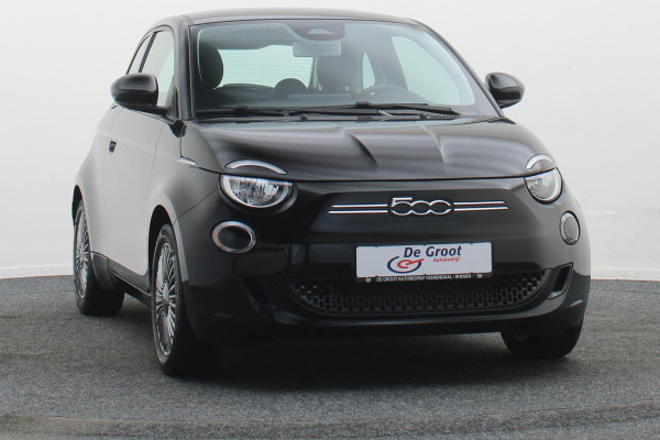 Fiat 500E Icon 42 kWh SOH 96,4%, Virtual Cockpit, Apple Carplay, Cruise, Rijstrooksensor, DAB, LED, 16''