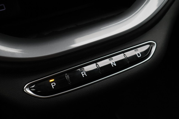 Fiat 500E Icon 42 kWh SOH 96,4%, Virtual Cockpit, Apple Carplay, Cruise, Rijstrooksensor, DAB, LED, 16''