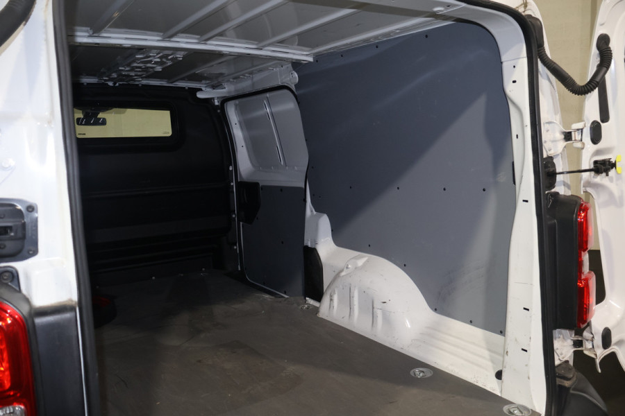 Toyota PROACE Electric Worker Extra Range Navigator Long