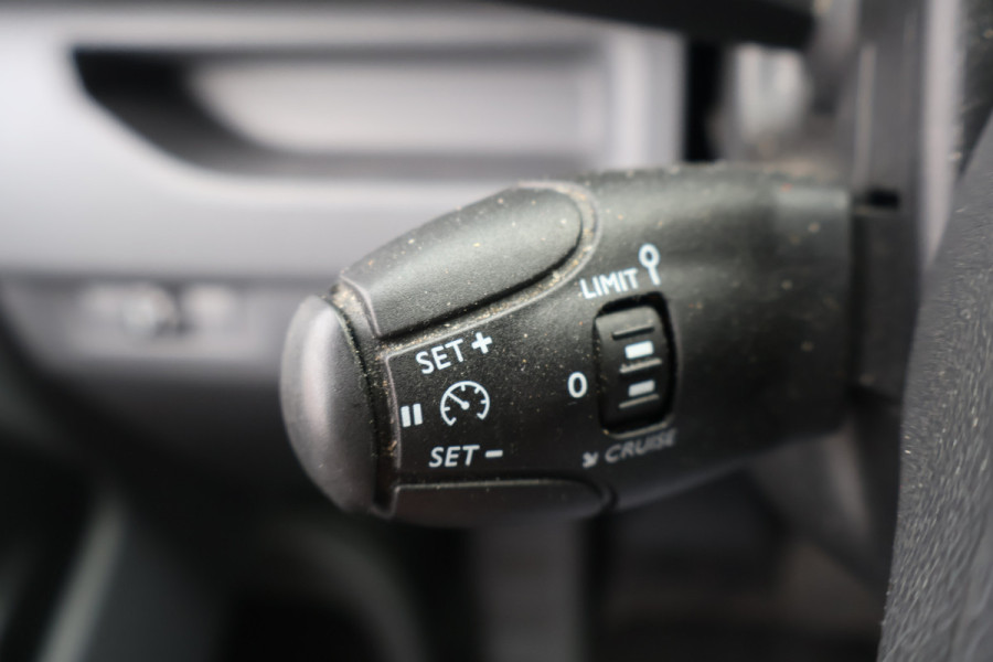 Toyota PROACE Electric Worker Extra Range Navigator Long