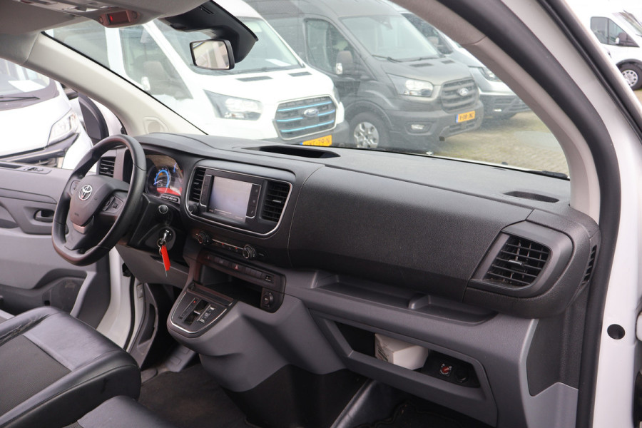Toyota PROACE Electric Worker Extra Range Navigator Long