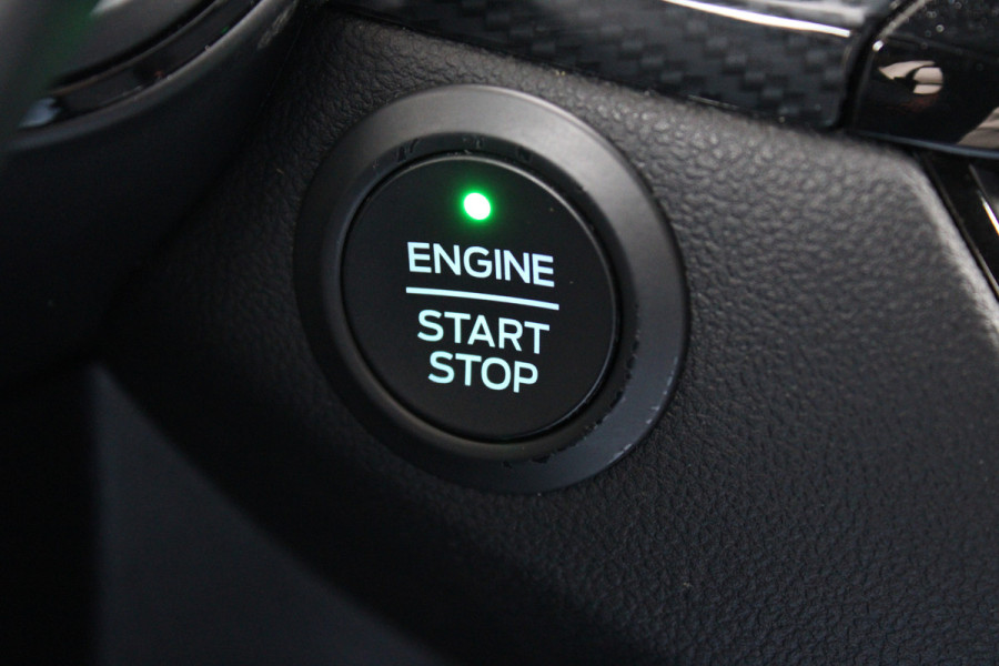 Ford Kuga 2.5 PHEV ST-Line X | Trekhaak | BLIS | B&O