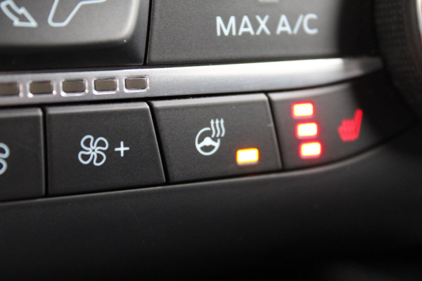 Ford Kuga 2.5 PHEV ST-Line X | Trekhaak | BLIS | B&O