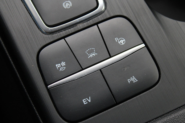 Ford Kuga 2.5 PHEV ST-Line X | Trekhaak | BLIS | B&O
