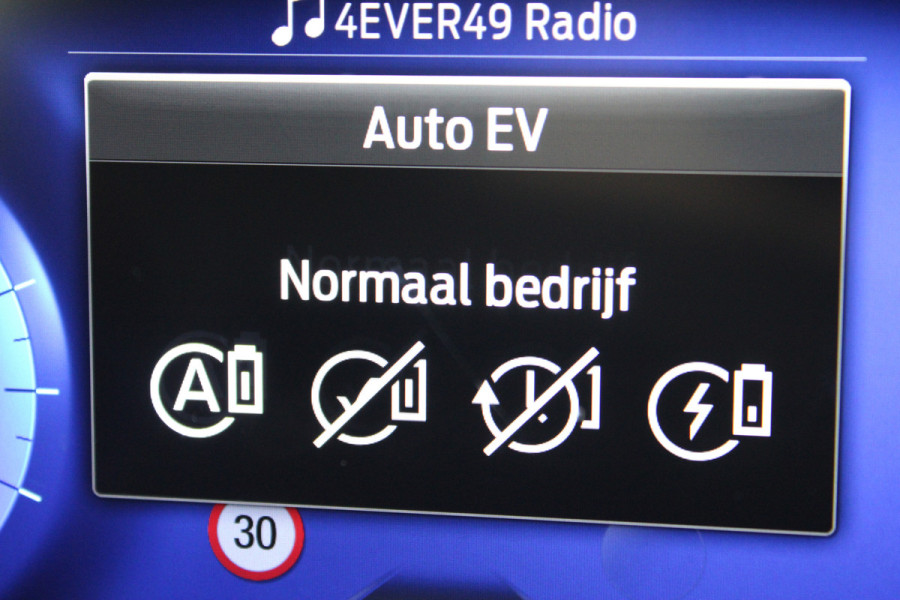 Ford Kuga 2.5 PHEV ST-Line X | Trekhaak | BLIS | B&O