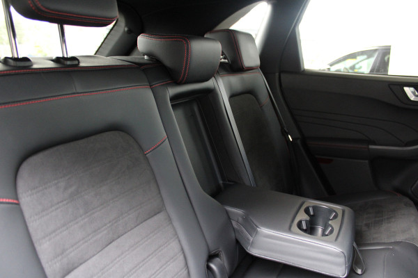 Ford Kuga 2.5 PHEV ST-Line X | Trekhaak | BLIS | B&O