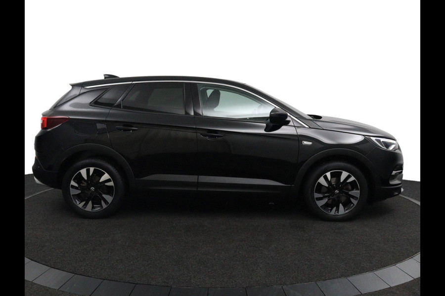 Opel Grandland X 1.2 Turbo Executive*HAAK*CAM*ECC*CRUISE*NAVI*LED*
