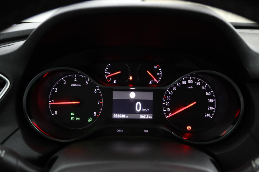 Opel Grandland X 1.2 Turbo Executive*HAAK*CAM*ECC*CRUISE*NAVI*LED*