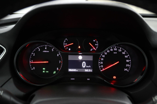 Opel Grandland X 1.2 Turbo Executive*HAAK*CAM*ECC*CRUISE*NAVI*LED*