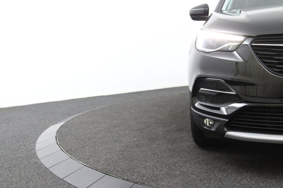 Opel Grandland X 1.2 Turbo Executive*HAAK*CAM*ECC*CRUISE*NAVI*LED*