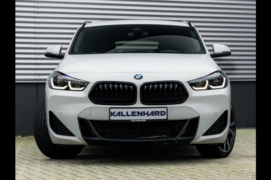 BMW X2 sDrive18i M-Sport - Camera - Head-Up - Hifi - Adaptive LED