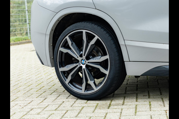 BMW X2 sDrive18i M-Sport - Camera - Head-Up - Hifi - Adaptive LED