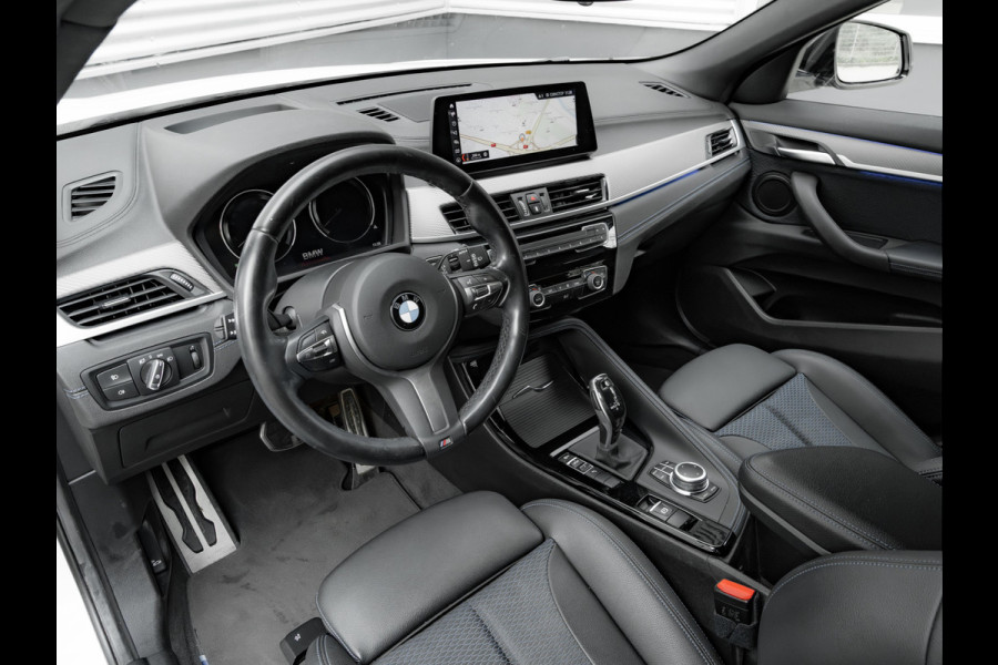 BMW X2 sDrive18i M-Sport - Camera - Head-Up - Hifi - Adaptive LED
