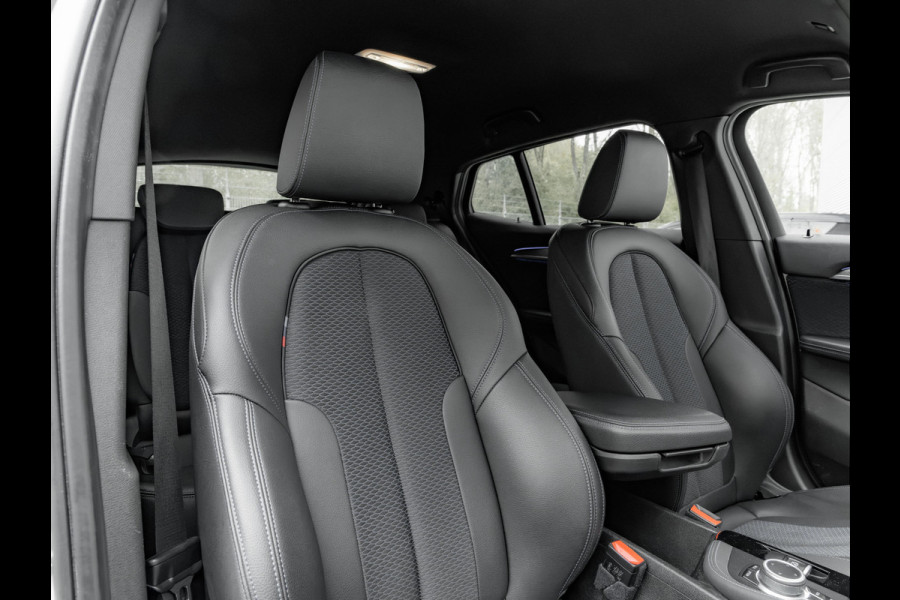 BMW X2 sDrive18i M-Sport - Camera - Head-Up - Hifi - Adaptive LED