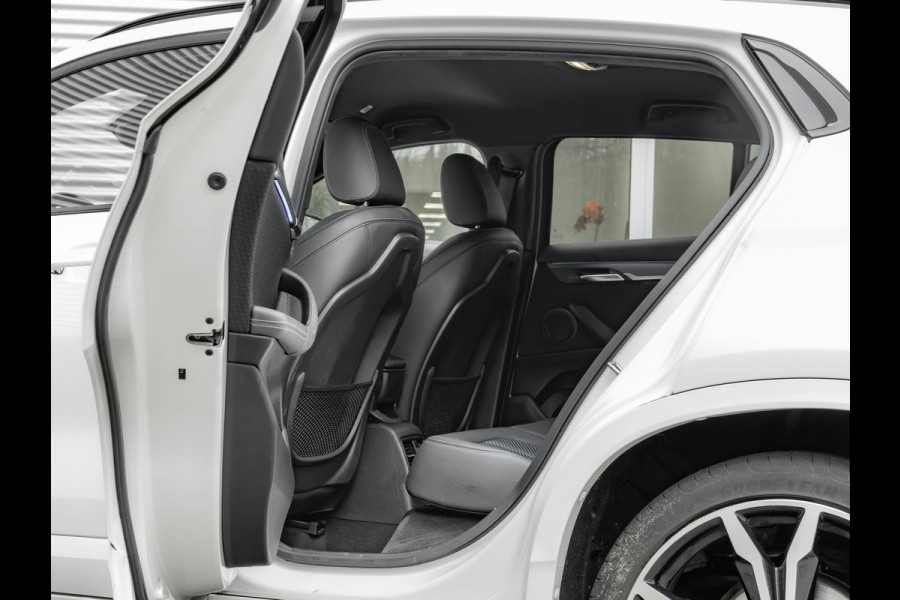 BMW X2 sDrive18i M-Sport - Camera - Head-Up - Hifi - Adaptive LED