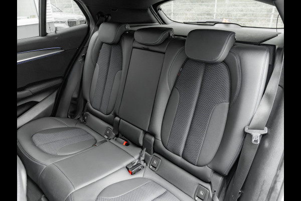 BMW X2 sDrive18i M-Sport - Camera - Head-Up - Hifi - Adaptive LED