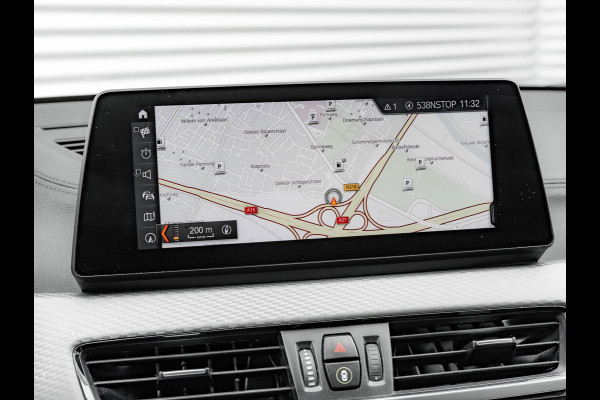 BMW X2 sDrive18i M-Sport - Camera - Head-Up - Hifi - Adaptive LED