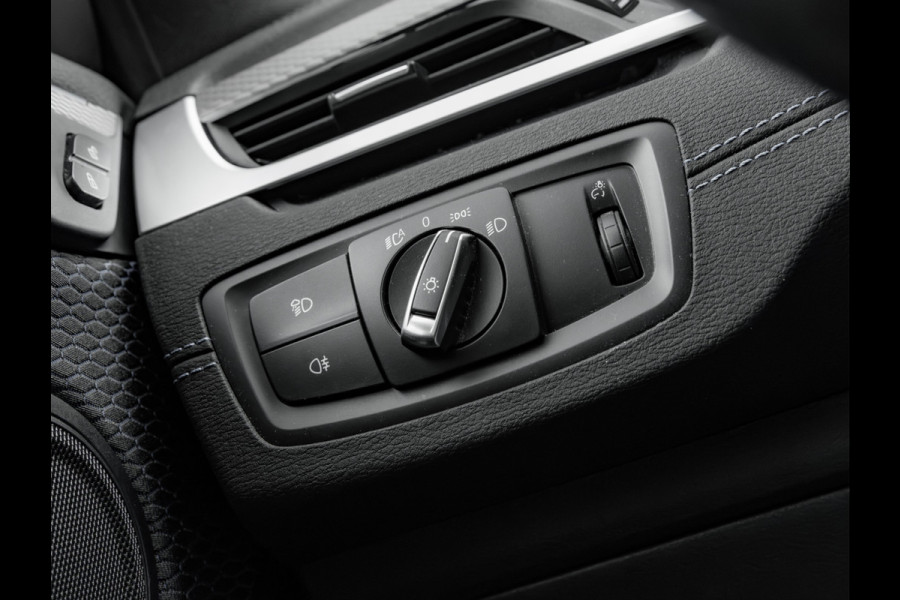 BMW X2 sDrive18i M-Sport - Camera - Head-Up - Hifi - Adaptive LED