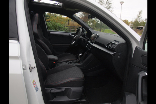 Seat Tarraco 1.4 TSI e-Hybrid PHEV FR | Panoramadak | Trekhaak | 360 Camera | Sfeerverlichting | Sportstoelen | Dealeronderhouden |