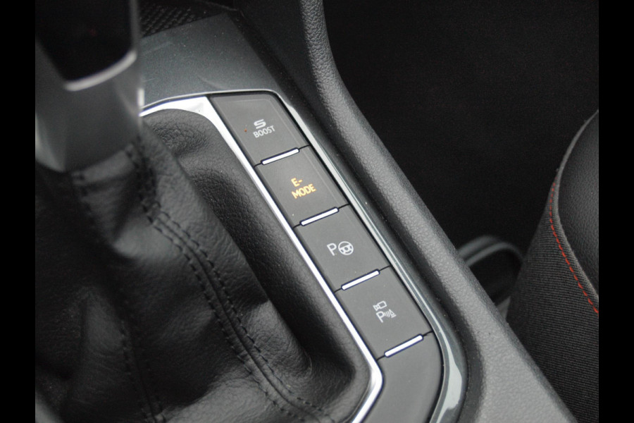 Seat Tarraco 1.4 TSI e-Hybrid PHEV FR | Panoramadak | Trekhaak | 360 Camera | Sfeerverlichting | Sportstoelen | Dealeronderhouden |