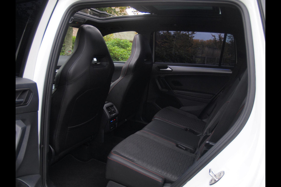 Seat Tarraco 1.4 TSI e-Hybrid PHEV FR | Panoramadak | Trekhaak | 360 Camera | Sfeerverlichting | Sportstoelen | Dealeronderhouden |