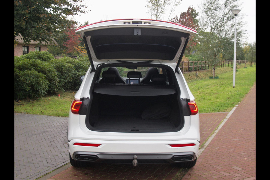 Seat Tarraco 1.4 TSI e-Hybrid PHEV FR | Panoramadak | Trekhaak | 360 Camera | Sfeerverlichting | Sportstoelen | Dealeronderhouden |