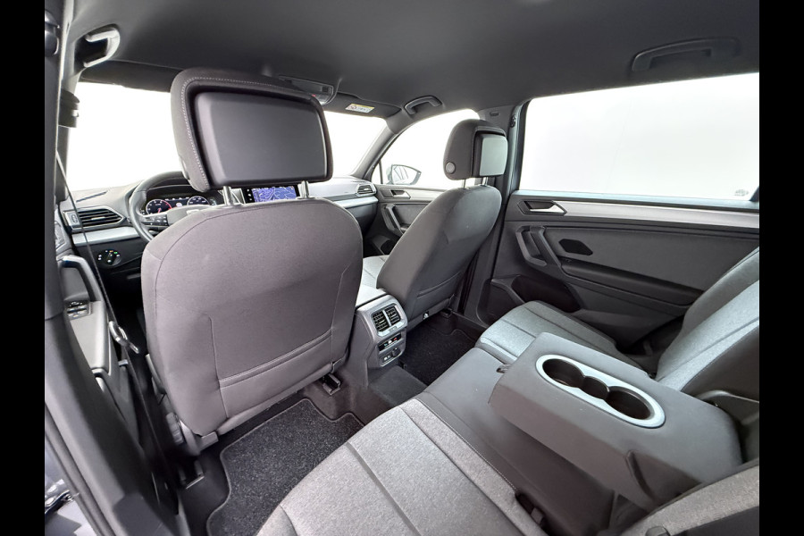 Seat Tarraco 1.5TSI 7-Persoons Adap.Cruise Camera Navi 3-Zone Ecc Virtual Cockpit Apple Carplay Android Auto Style Business Intense Bluetooth Lmv Isofix Full-Led DAB 3e Zitrij Draadloze telefoonlader Rijstrooksensor 1e Eigenaar Origineel Nederlandse Auto