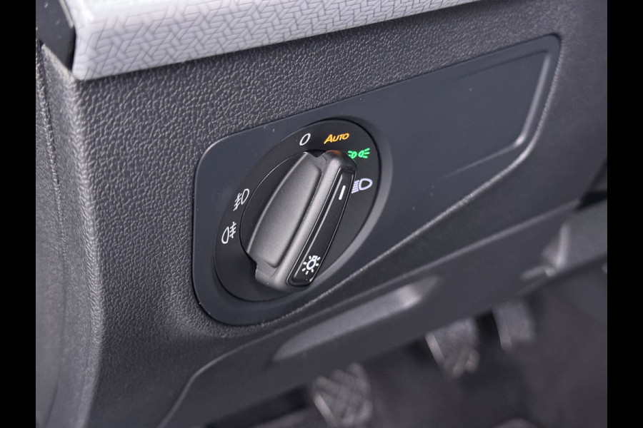 Seat Tarraco 1.5TSI 7-Persoons Adap.Cruise Camera Navi 3-Zone Ecc Virtual Cockpit Apple Carplay Android Auto Style Business Intense Bluetooth Lmv Isofix Full-Led DAB 3e Zitrij Draadloze telefoonlader Rijstrooksensor 1e Eigenaar Origineel Nederlandse Auto