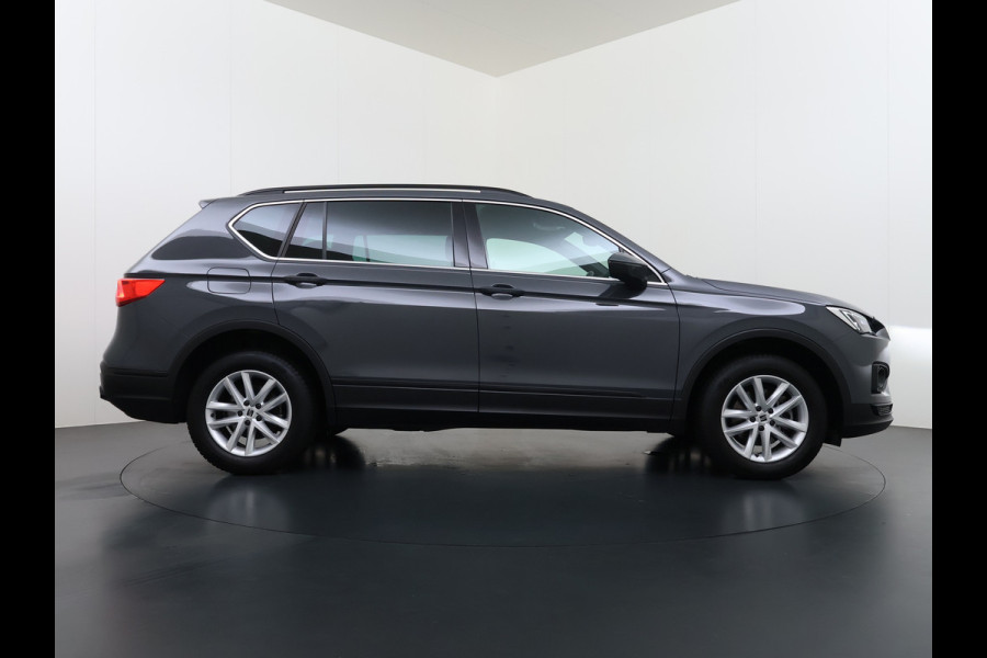 Seat Tarraco 1.5TSI 7-Persoons Adap.Cruise Camera Navi 3-Zone Ecc Virtual Cockpit Apple Carplay Android Auto Style Business Intense Bluetooth Lmv Isofix Full-Led DAB 3e Zitrij Draadloze telefoonlader Rijstrooksensor 1e Eigenaar Origineel Nederlandse Auto