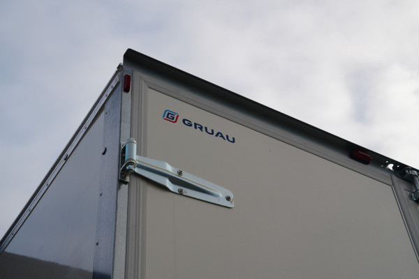 Renault Master E-Tech T35 L3H1 Advance long range 87 kWh 143pk - Stoelverwarming - PDC - Draadloos laden - Gruau opbouw - Auto Clima - Rijklaar