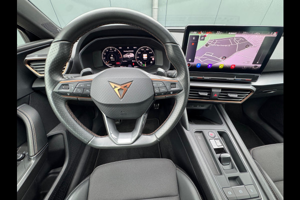 CUPRA Leon 1.5 eTSI Business Edition * Beats Audio * Navigatie * Camera * Stoelverwarming *