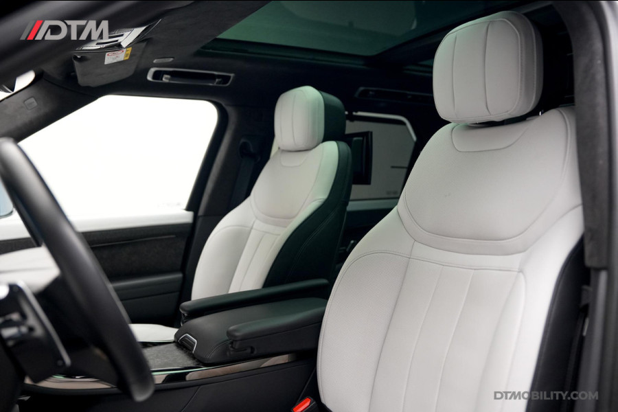 Land Rover Range Rover Sport 3.0 P510e First Edition | Rearseat Entertainment | Panorama