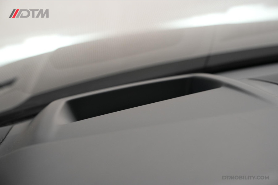 Land Rover Range Rover Sport 3.0 P510e First Edition | Rearseat Entertainment | Panorama