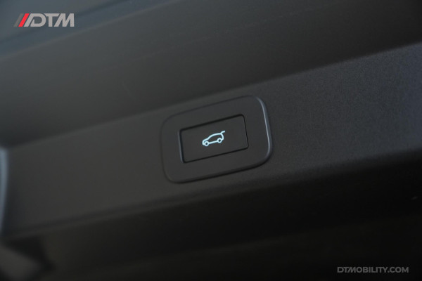Land Rover Range Rover Sport 3.0 P510e First Edition | Rearseat Entertainment | Panorama