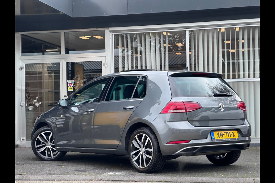Volkswagen Golf 1.5 TSI Highline Business AUTO / ACC / VIRTUAL / PANO