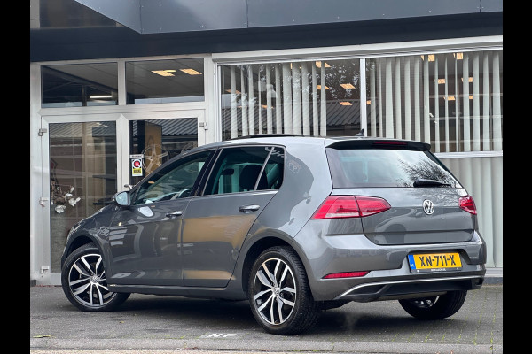 Volkswagen Golf 1.5 TSI Highline Business AUTO / ACC / VIRTUAL / PANO