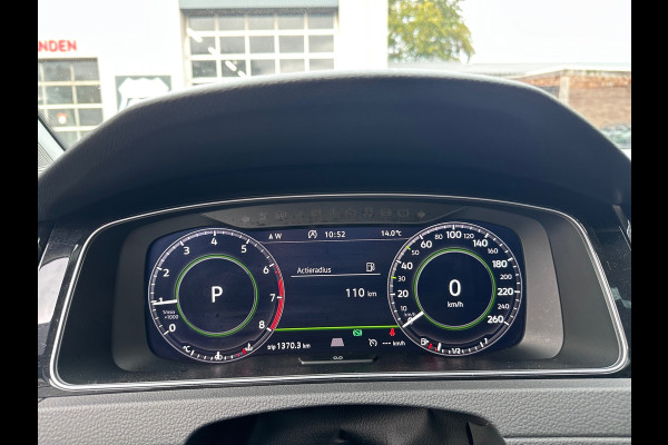 Volkswagen Golf 1.5 TSI Highline Business AUTO / ACC / VIRTUAL / PANO