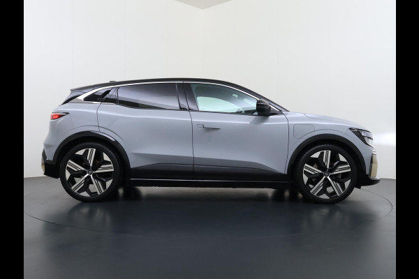 Renault Mégane E-Tech EV60 Optimum Charge Iconic DIRECT LEVERBAAR | ONDERHOUD GEHAD | HARMAN/KARDON AUDIO | ADD. CRUISE | DODEHOEK | LEER | STOEL + STUURVERWARMING | 20 INCH |