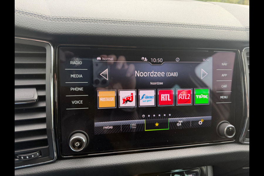 Škoda Kodiaq 1.5 TSI AUTOMAAT Business Edition 7 persoons, achteruitrijcamera, electr bedienbare trekhaak, stoelverwarming