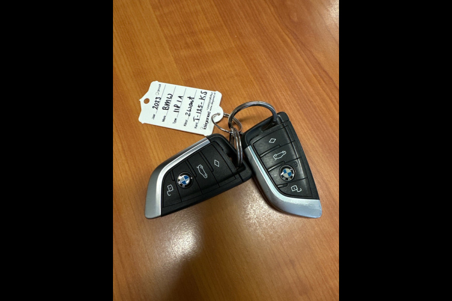 BMW 1-serie 118i Automaat 136PK Comfort Pack Sport Line Parking assist Clima Navi 17LM