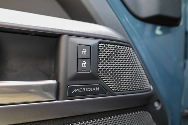 Land Rover Defender 110 2.0 P400e 110 X-Dynamic S | BTW | HERITAGE | ACC | 360 | STOEL& STUURVERWARMING |