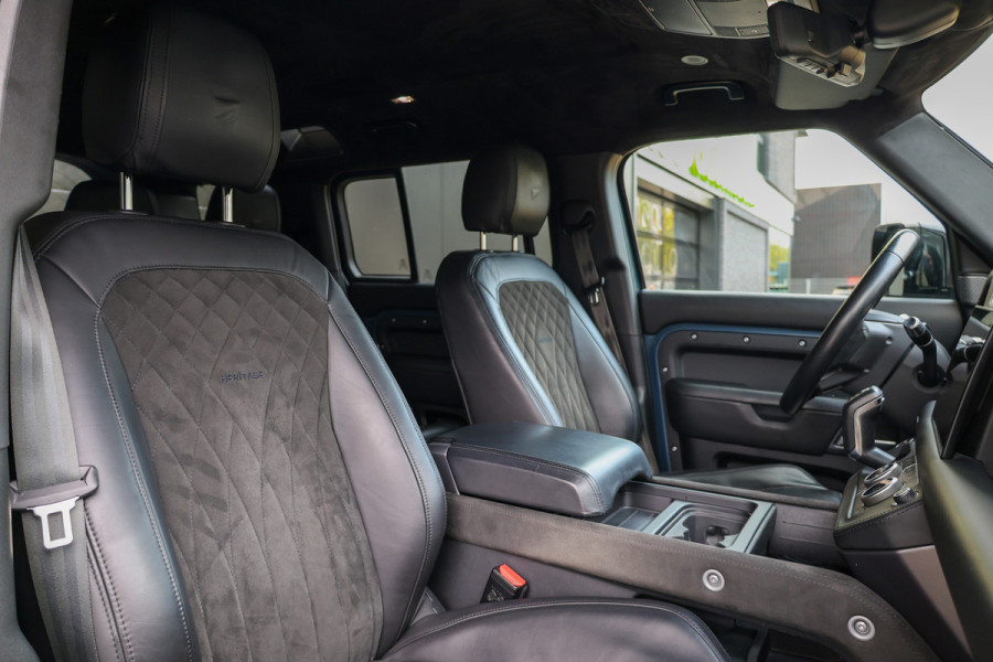 Land Rover Defender 110 2.0 P400e 110 X-Dynamic S | BTW | HERITAGE | ACC | 360 | STOEL& STUURVERWARMING |