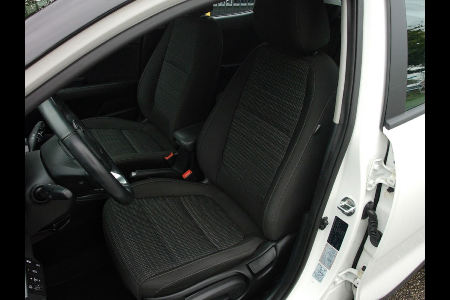 Kia Stonic 1.0 T-GDi MHEV DynamicLine