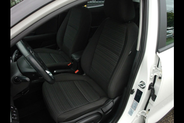 Kia Stonic 1.0 T-GDi MHEV DynamicLine