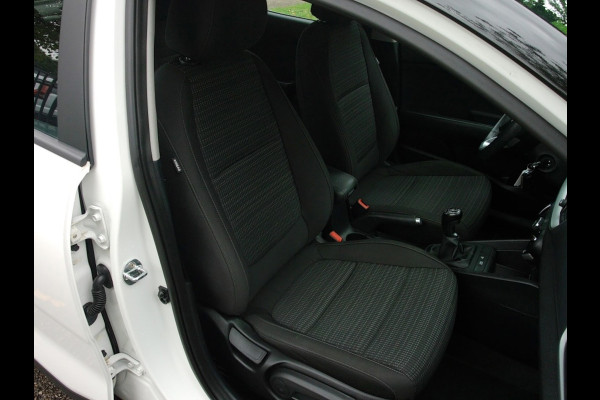 Kia Stonic 1.0 T-GDi MHEV DynamicLine