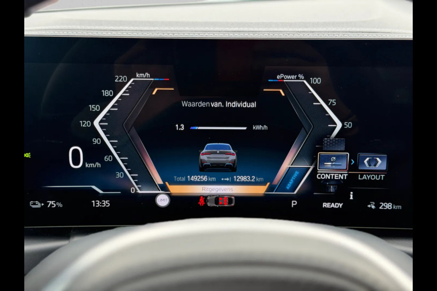 BMW i4 EDrive40 84 kWh M-sport 94% SOH (NL-auto,1e eig, Dealer OndH, Carplay, SfeerV, Trekhaak,Camera, Lane A, Active Cruise, Etc)