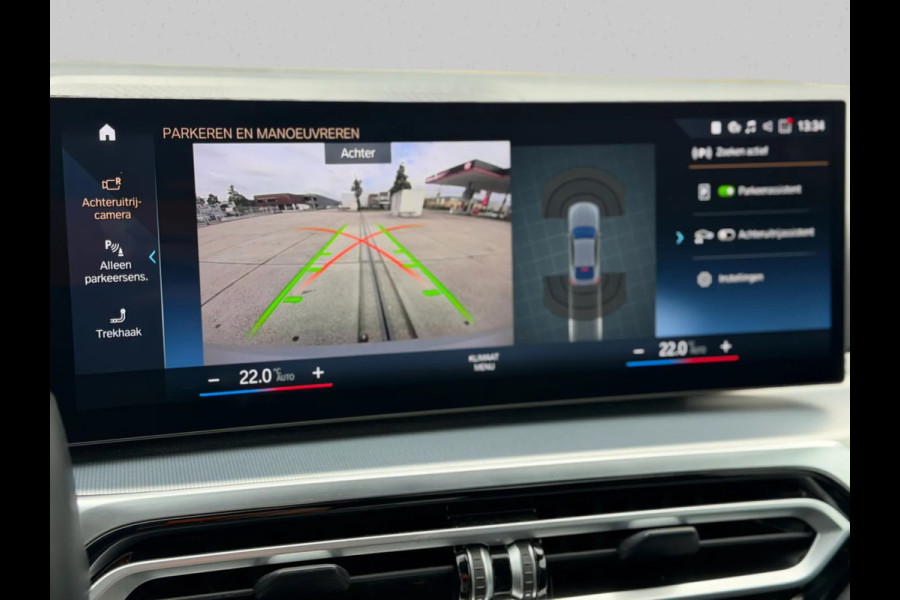 BMW i4 EDrive40 84 kWh M-sport 94% SOH (NL-auto,1e eig, Dealer OndH, Carplay, SfeerV, Trekhaak,Camera, Lane A, Active Cruise, Etc)