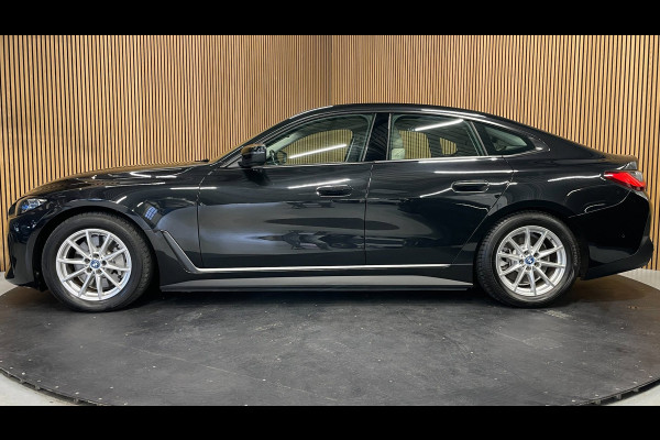 BMW i4 EDrive40 High Executive 84 kWh|95% SOH|VOLLEDER|HEAD-UP|ACC|CARPLAY|CAMERA 360|STOELVERWARMING|ELEK.A-KLEP|NAVI|NAP|NL-AUTO